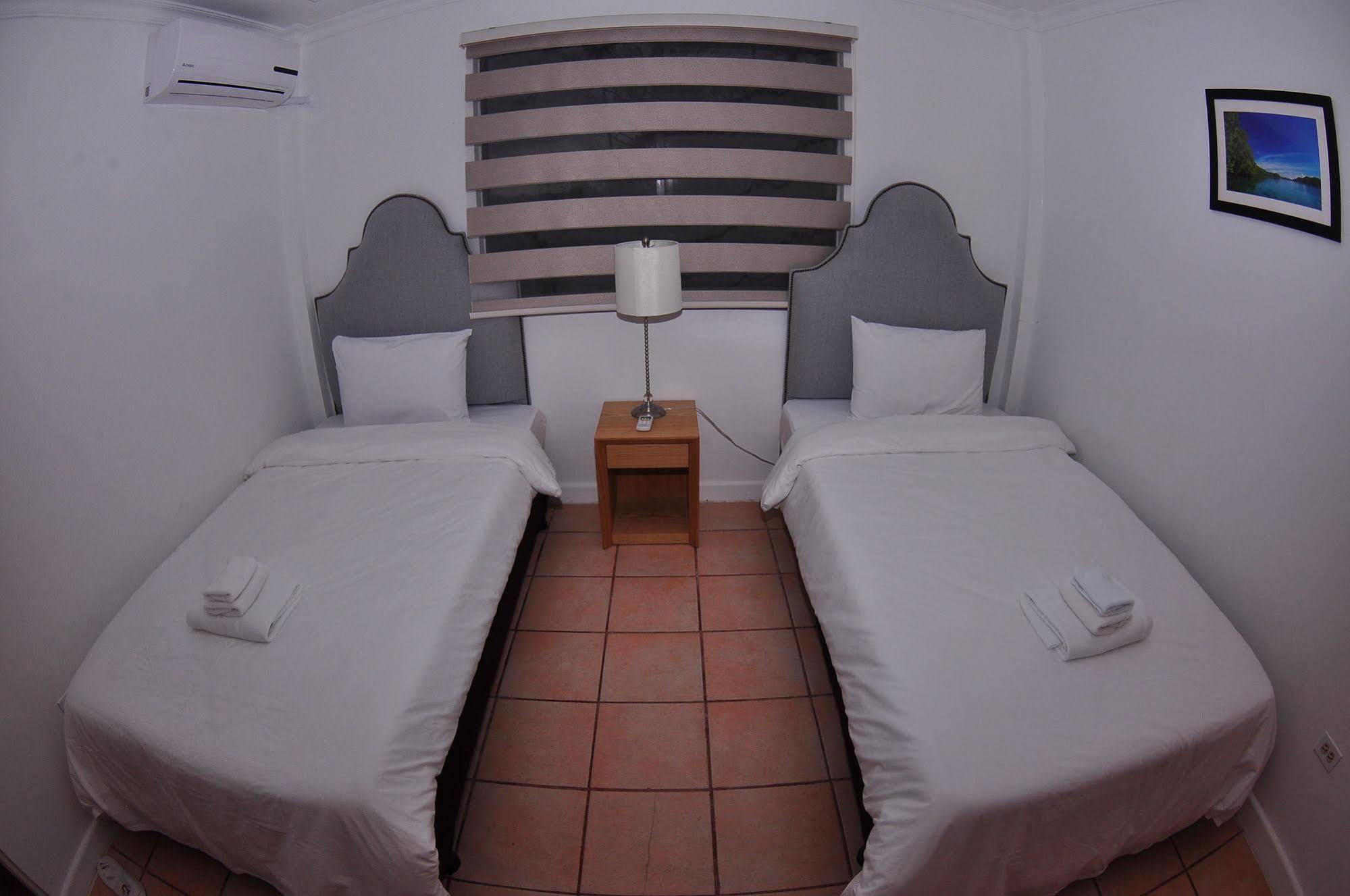 Blue Ocean View Hotel Koror Kültér fotó